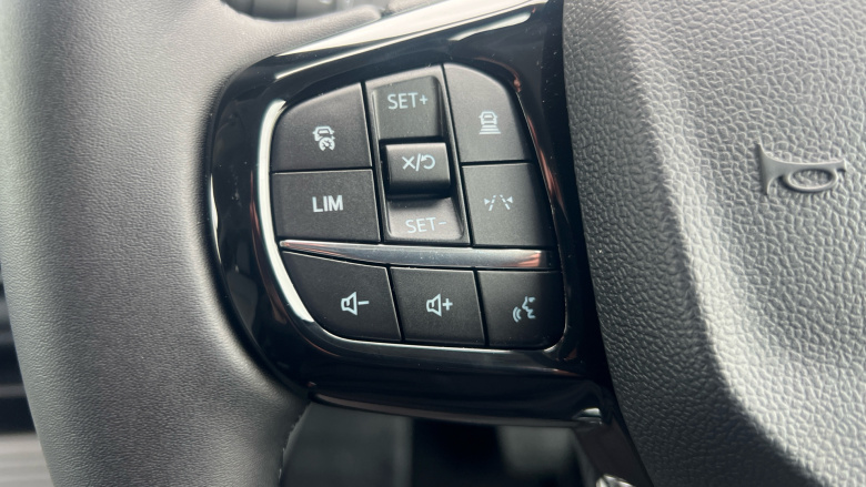 Ford Tourneo Custom 340 L1 Electric Rwd 160kW 65kWh H1 Titanium X 8 seater Auto